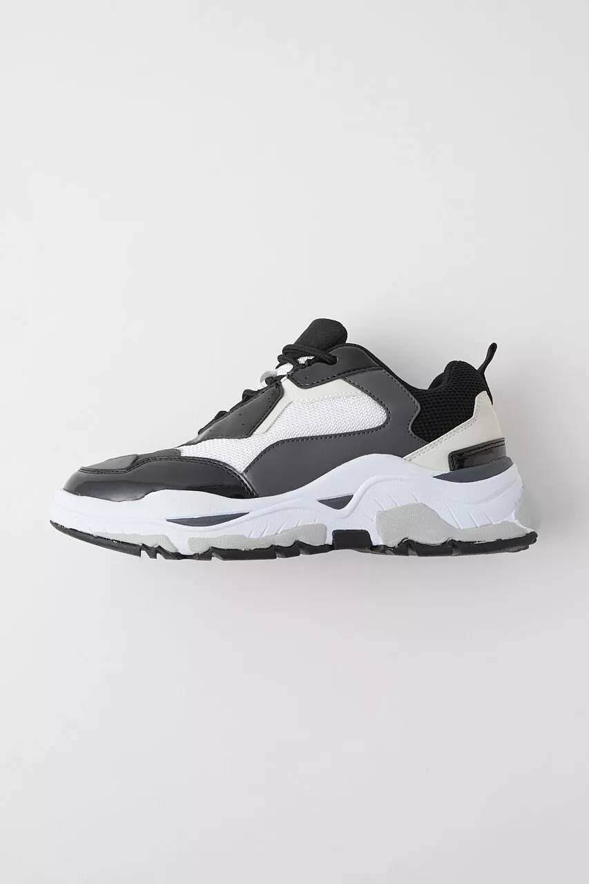 SLY、moussy、RCS等品牌杂志揭载：三吉彩花“东京都市物语”