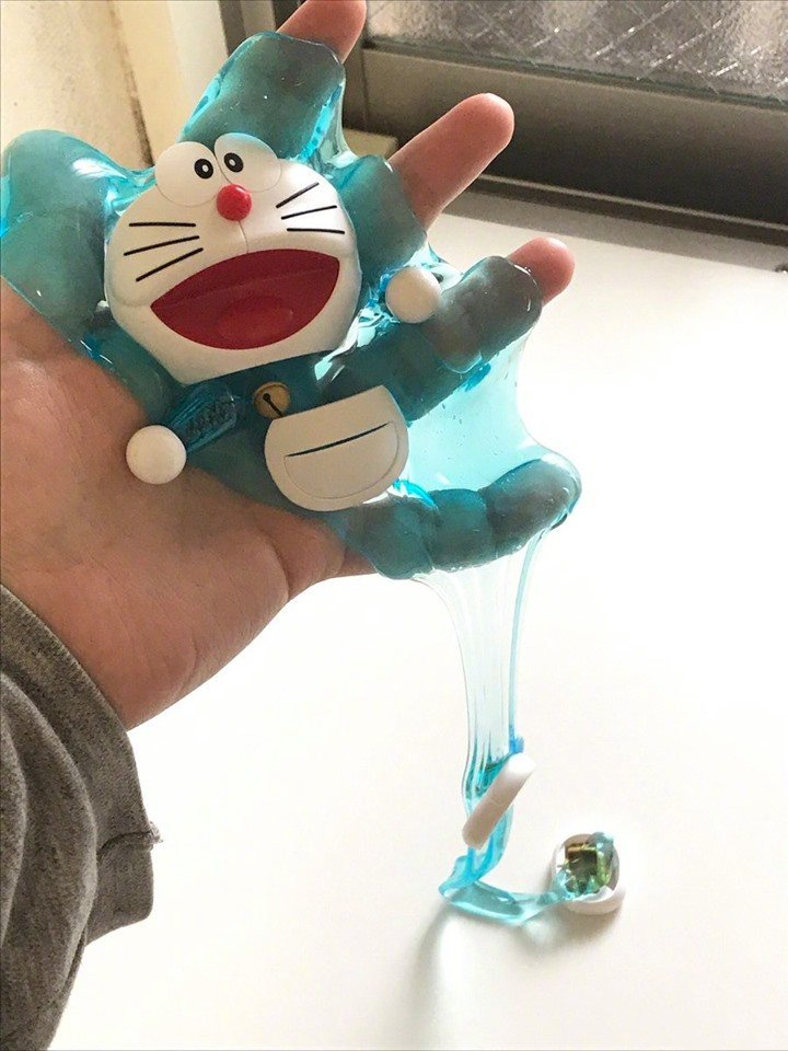 炎炎夏日请一定要保护好自己的动漫手办,不然可能会变成液体