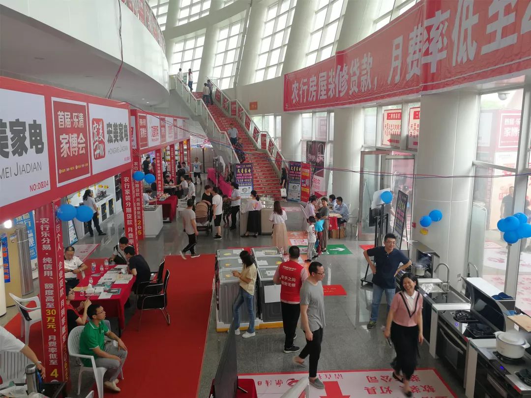 浙江省门店半年翻一番！这个瓷砖品牌究竟做对了什么...