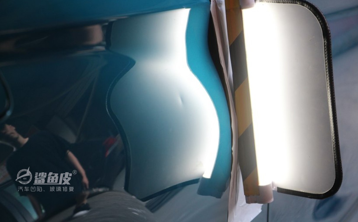 新车碰了一个小坑怎么办,新车碰凹陷直接去4s店修吗