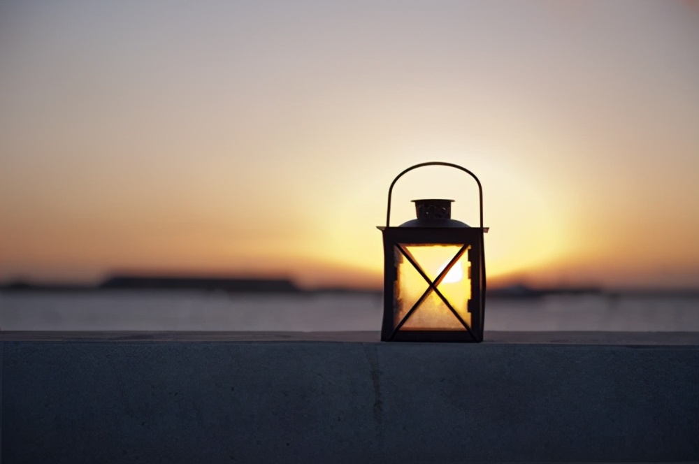 恋爱八年女方该催婚吗,一辈子不结婚被催婚怎么办