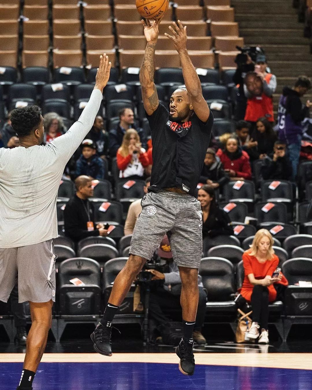 TravisScottxNike大招来袭！“黑*诱色**惑”势必引发不小波动