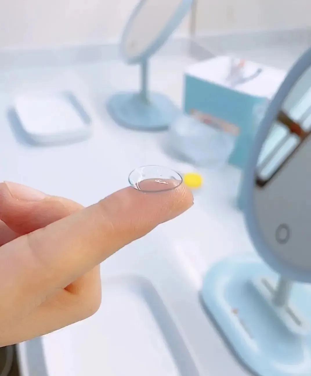 眼科医生隐形眼镜怎么摘取,隐形眼镜怎么摘新手