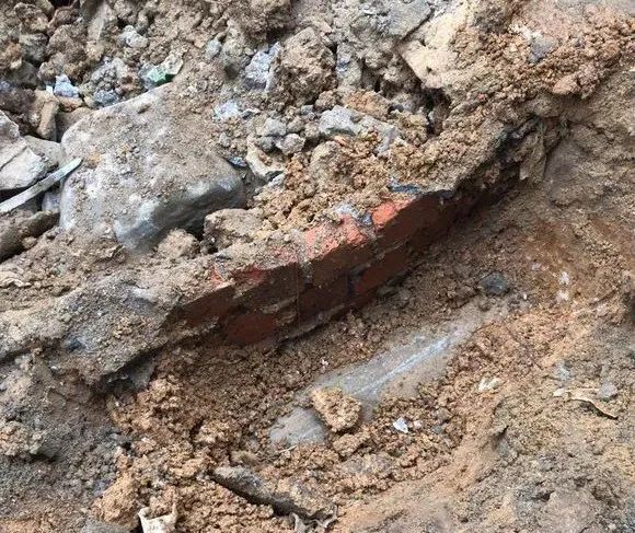 地面上鱼池自动排污过滤施工方法,鱼池过滤系统怎么实现自动排污的