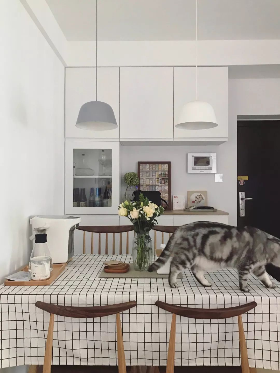 定制餐边柜子不显压抑,定制餐边柜留空