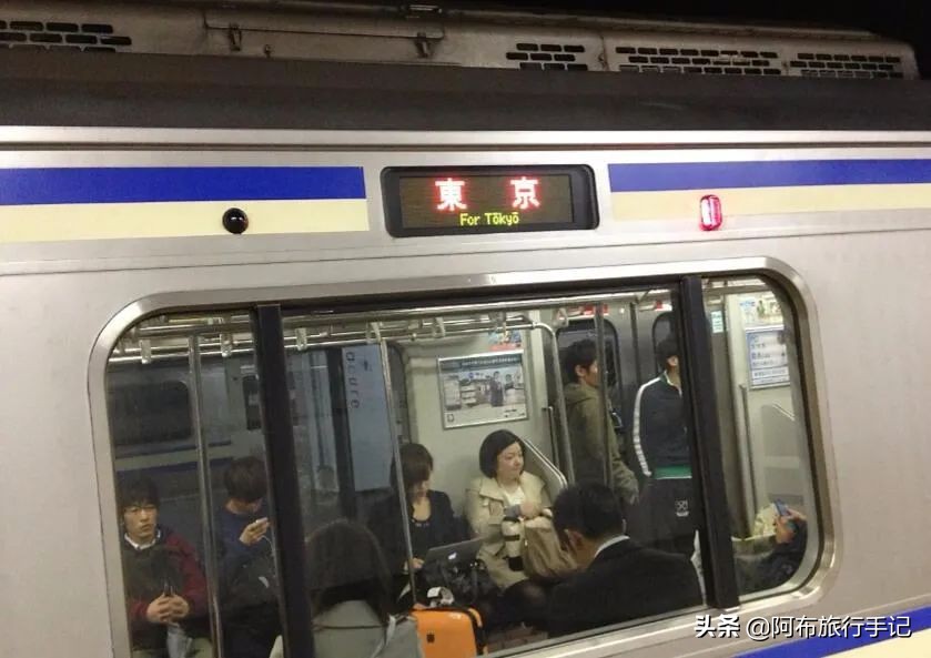 成田机场对比羽田机场,成田机场和羽田机场有什么不一样