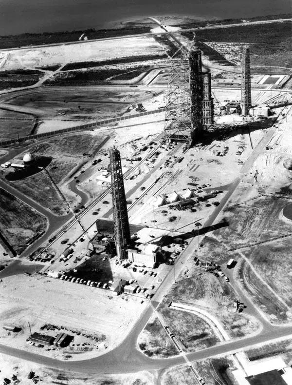 肩抗美国军星大任,前无古人的氢氧火箭教主—DeltaIV②