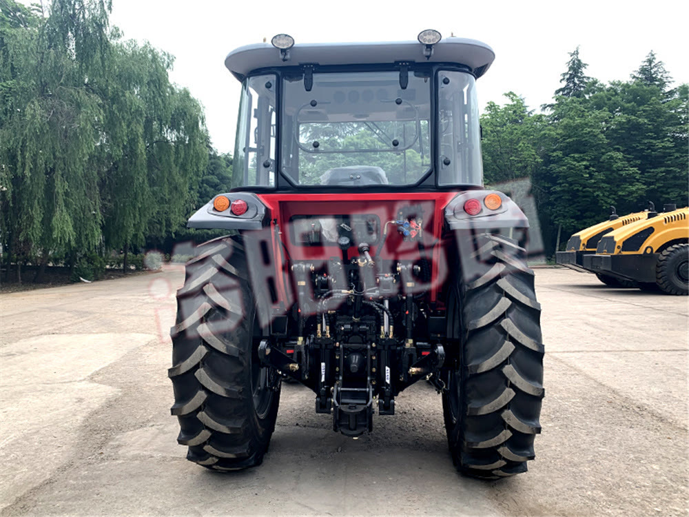 秋收助农,100马力以上拖拉机哪个最实用