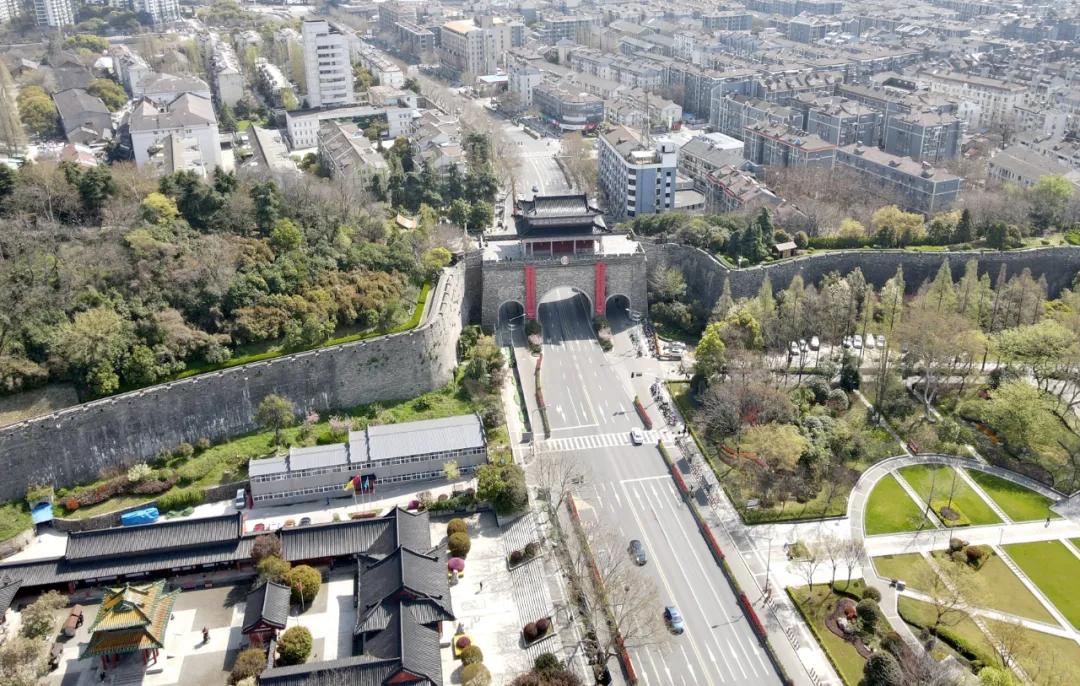 中国近代史从这里靠岸！它是鼓楼滨江，也是老下关