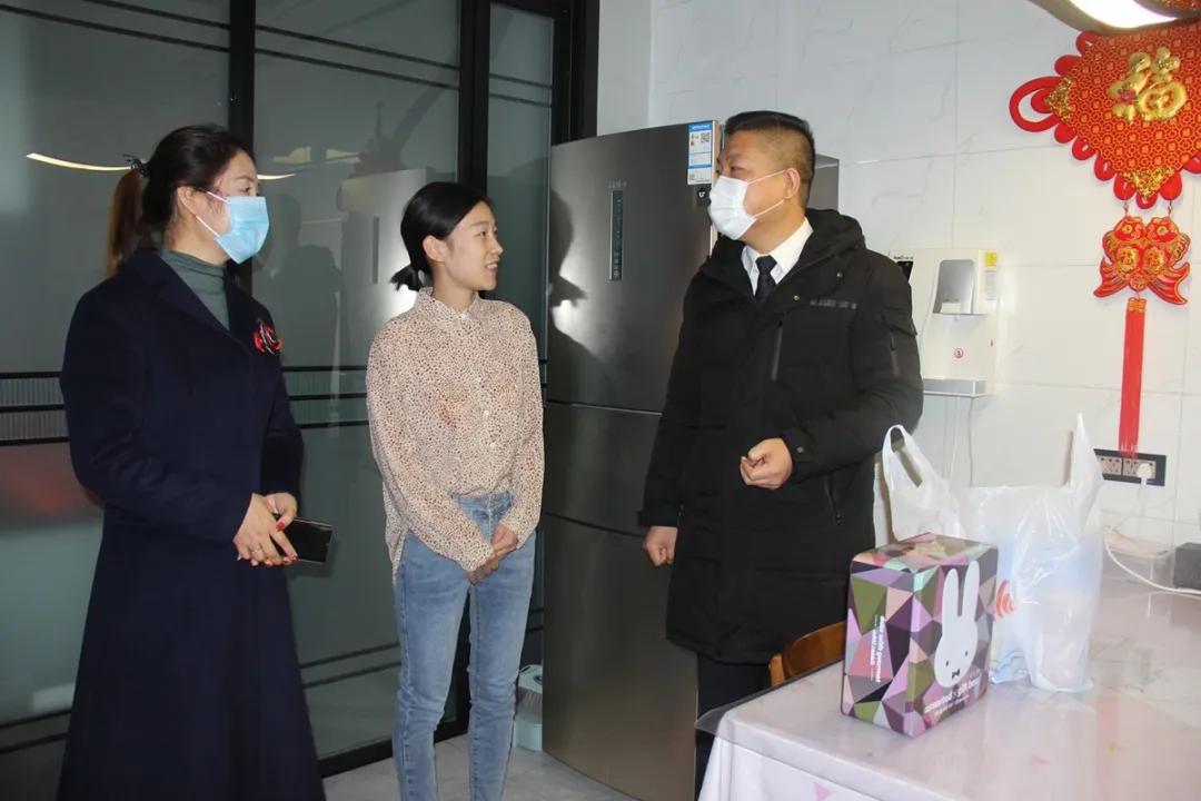 五洲观澜业主奔赴武汉，社区关怀医护业主群体，大爱无疆