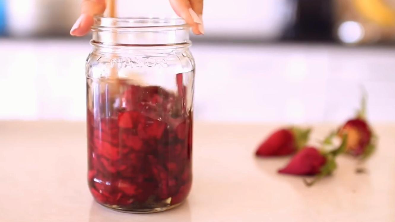 香水玫瑰花瓣的做法,花瓣蒸馏自制香水