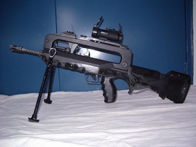 法国枪械大师精心设计，美军看了赞不绝口，最终却被德国货取代