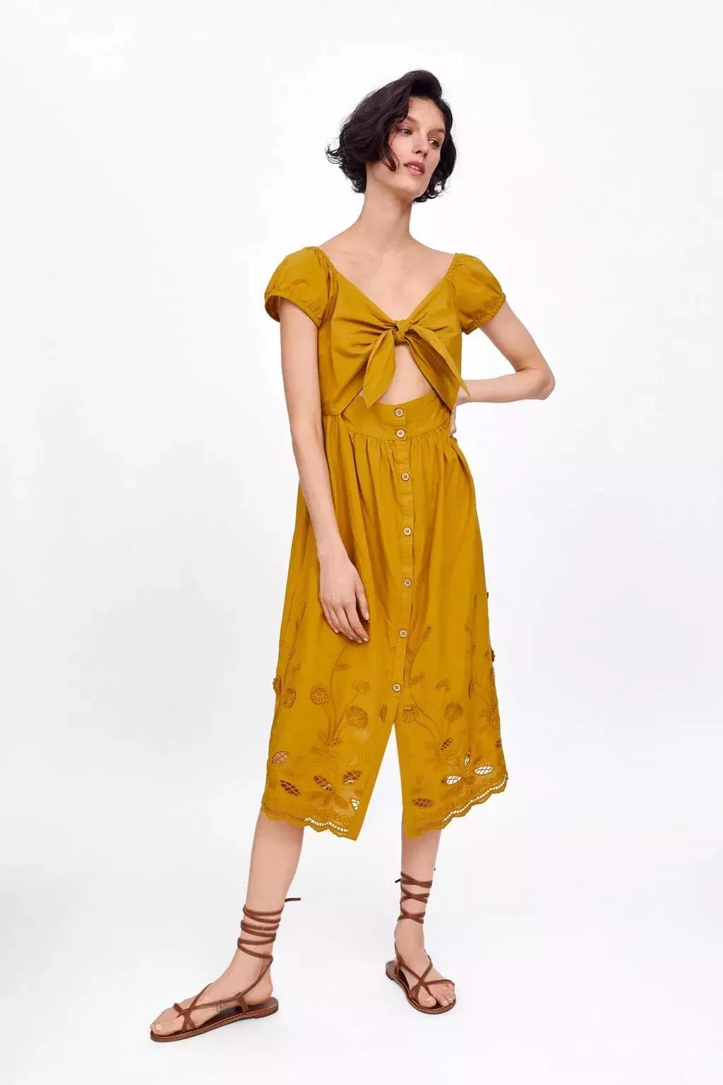 zara折扣季值得入手裙,zara这季值得入手单品