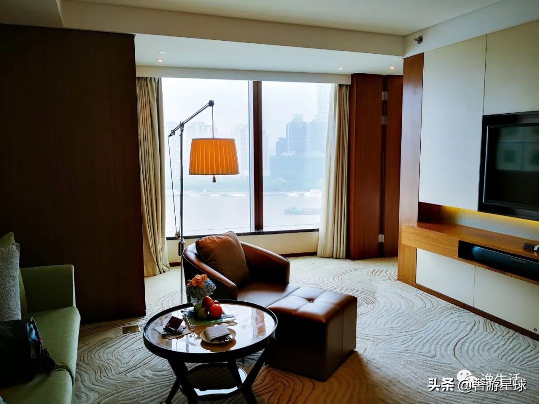 神の战|丽思、柏悦、MO、四季,陆家嘴7大奢华酒店谁是你的最爱?