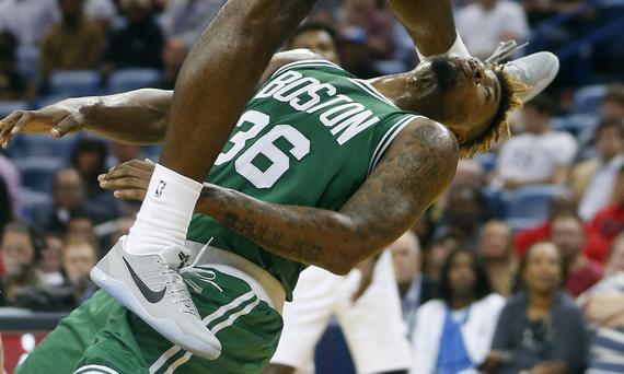 哈登十大恶意犯规集锦,哈登生涯假摔视频