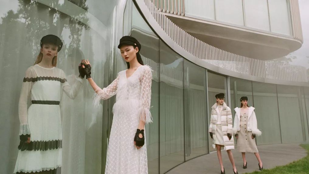 你的衣柜里或许也有一件欧时力，但你绝对不知道它背后的故事