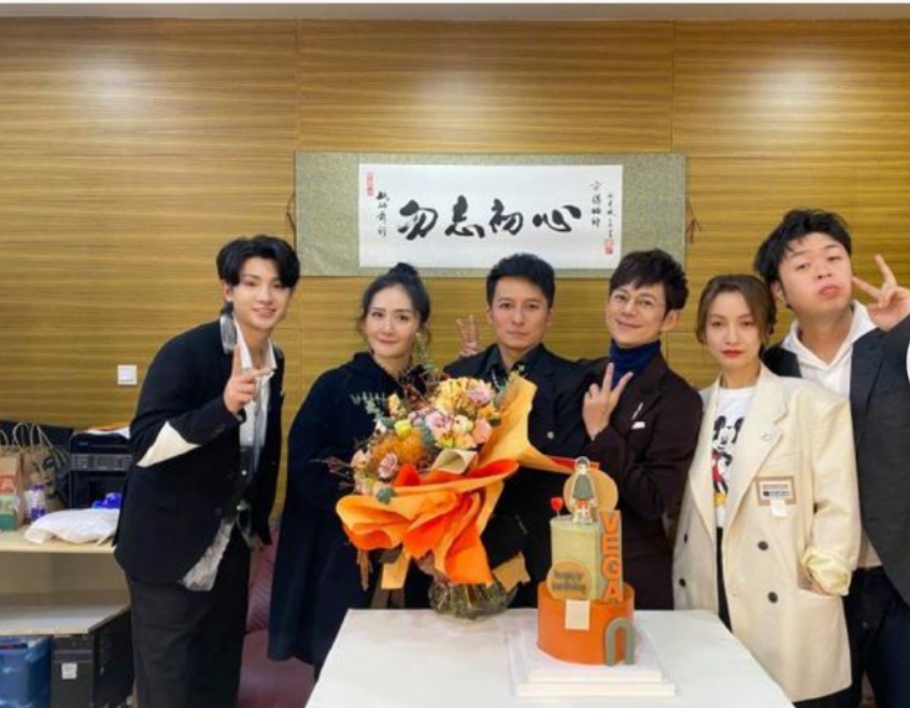 谢娜李维嘉新综艺同框,李维嘉快乐大本营跟谢娜