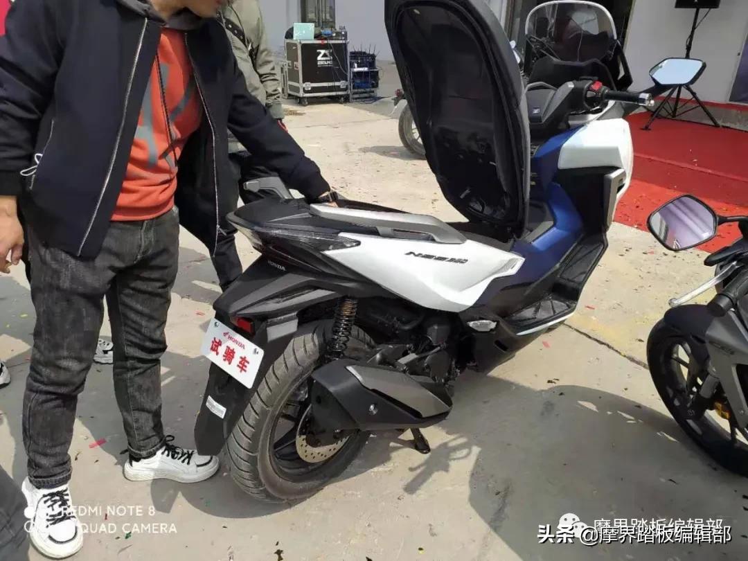 本田nss350摩托车试驾,本田nss350试驾测评
