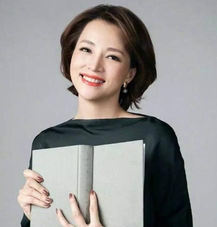 董卿李维嘉,牵一发而动全身与连锁反应的区别