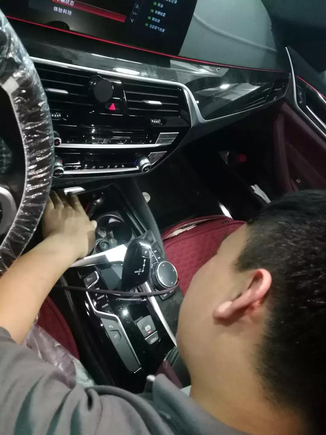 倒车影像不清晰，音响一般...宝马真的有这些槽点吗？|9月长测