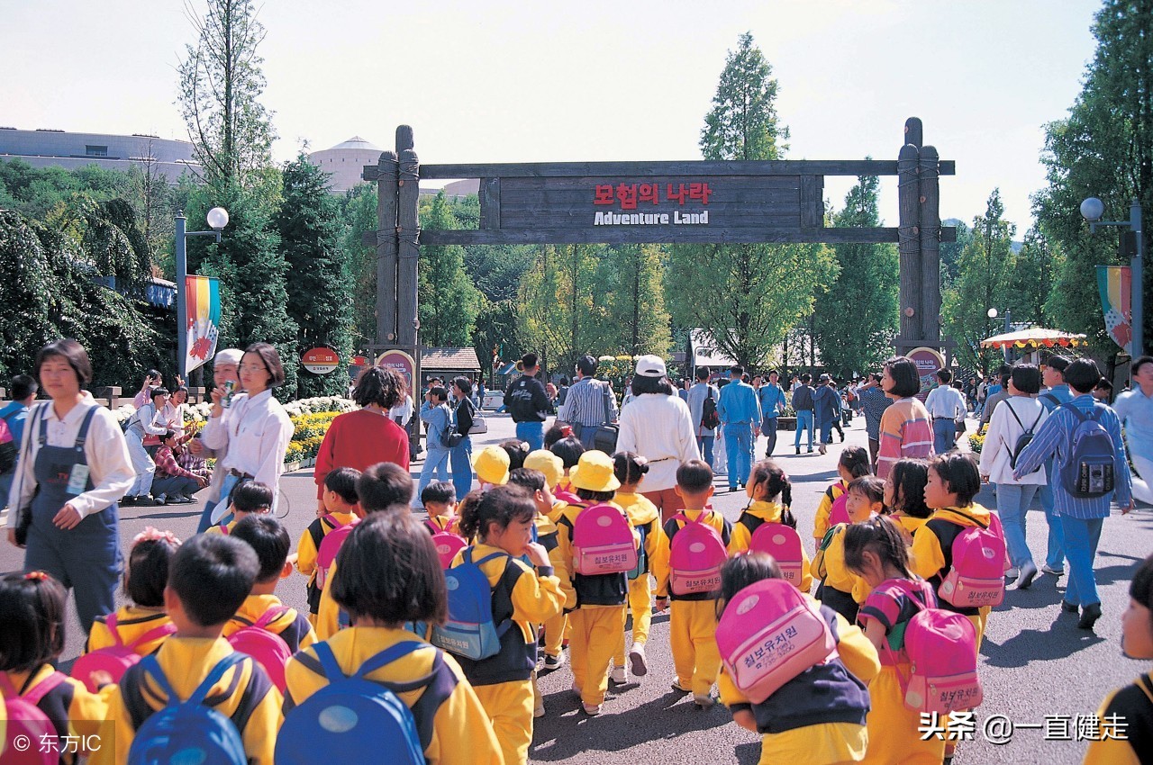 菜根谭作者洪应明简介,洪应明菜根谭全文及译文