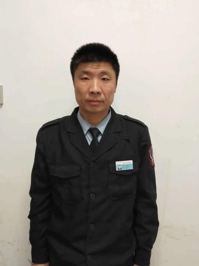 焦作市劳动模范人员,丹尼斯模范员工