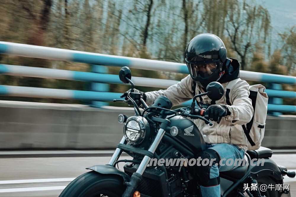 本田cm300舒适度怎么样,23款本田cm300骑行感受如何
