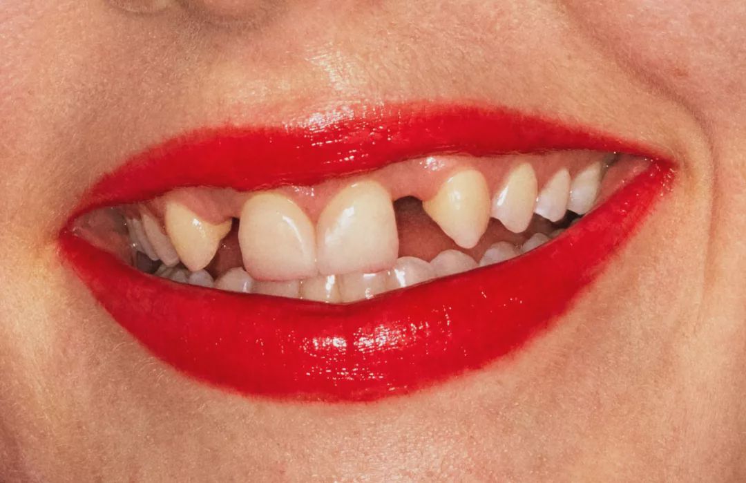 如果女生没有了口红她们会怎么样,如果女生没有化妆品会怎样