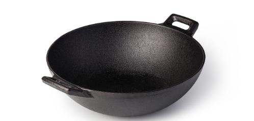 家用铁锅容易生锈还粘锅如何处理,电铁锅怎么处理不粘锅不生锈