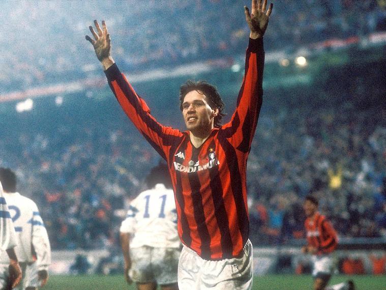 荷兰足坛历史十大巨星,足坛巅峰top10