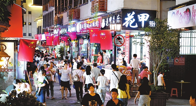章贡区靠什么带动经济,夜经济让城市更活力