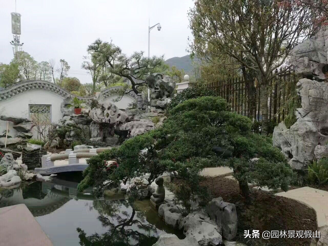 为何庭院中要建假山流水景观,庭院假山流水设计在什么地方好