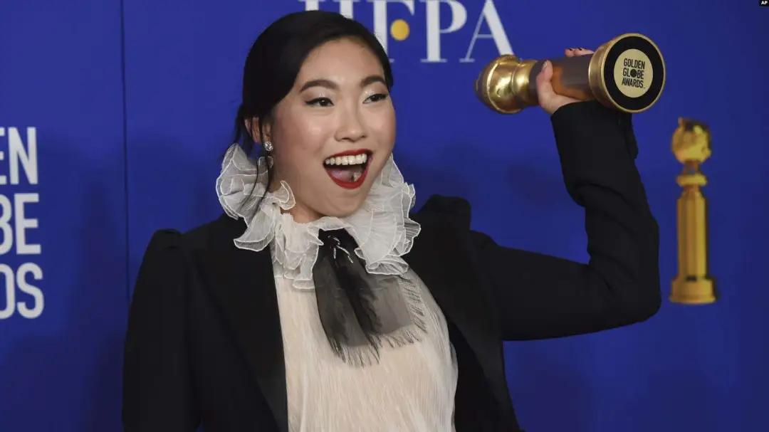 “你长得这么丑,竟然还想红?”关!你!屁!事