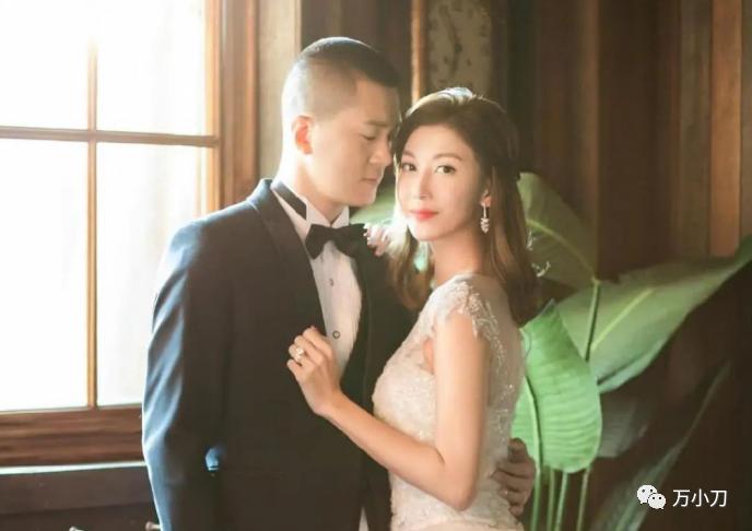 “嫩模始祖”的狗血情史