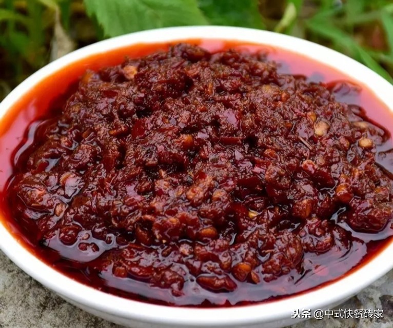 厨师长熬制干锅酱教程全过程公开,干锅酱配方厨师的笔记