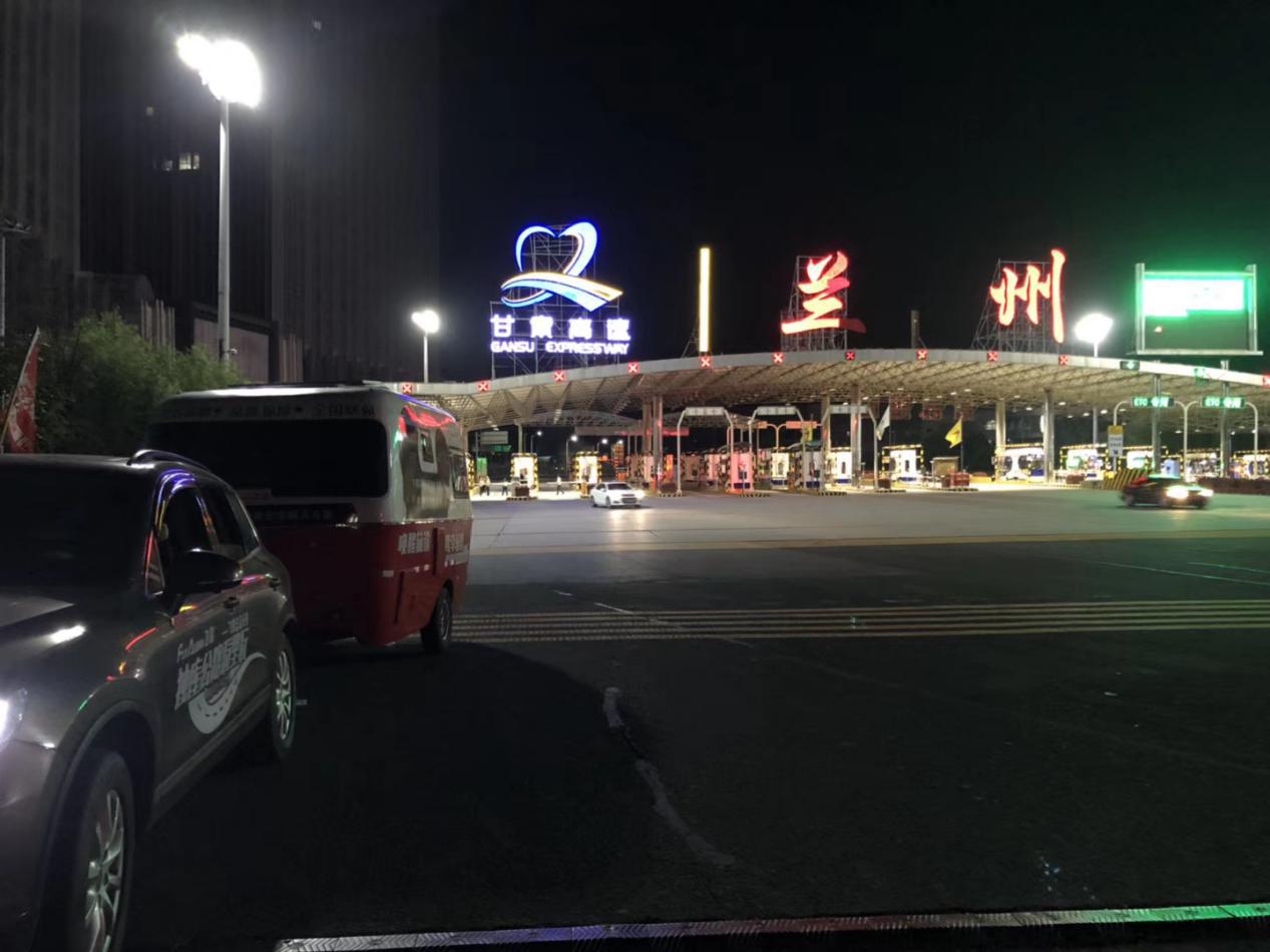 飞歌-*疆新**万里行产品长测，走进中国最美公路（一）