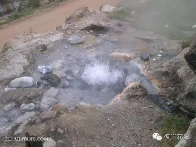 用灵魂触摸难以释怀的乡恋,用灵魂去触碰那段岁月朗诵