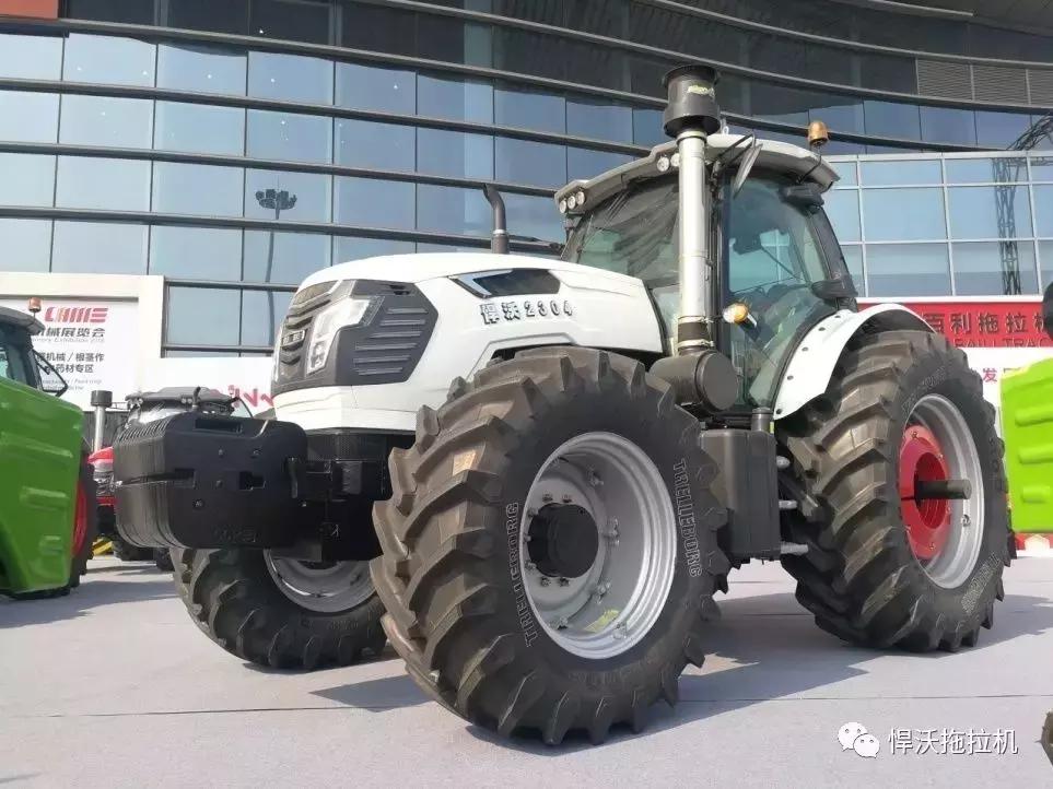 悍沃2304拖拉机耕地视频,悍沃拖拉机2204怎么样