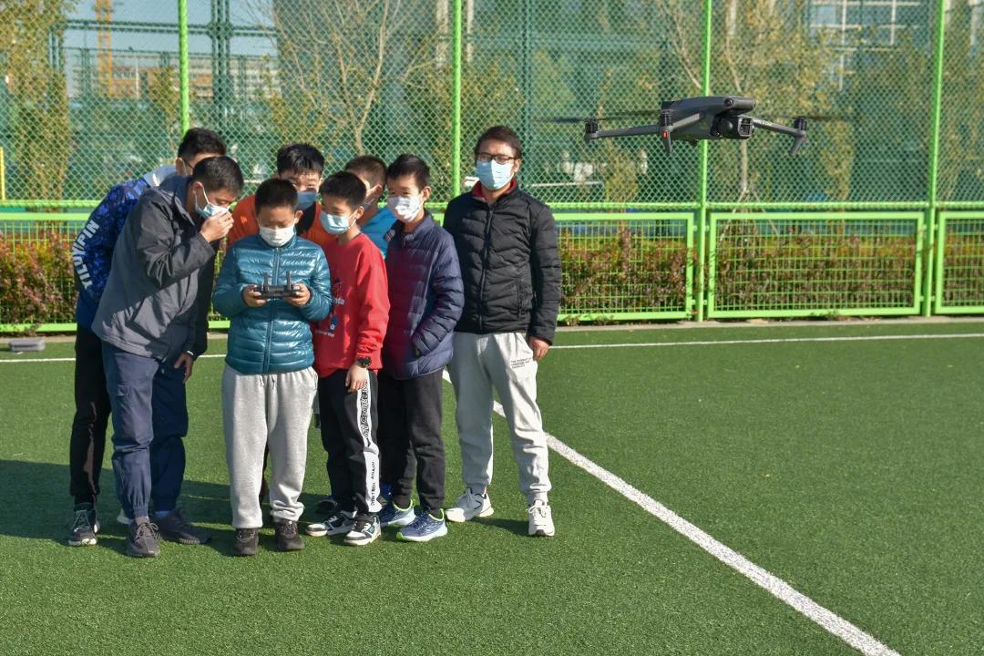 “疆”遇良才!滨城泰达校企合作,科技助力学生“飞天”梦