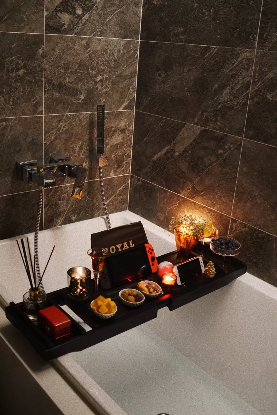 层高不够怎么布置灯光,房子层高太高怎么配灯