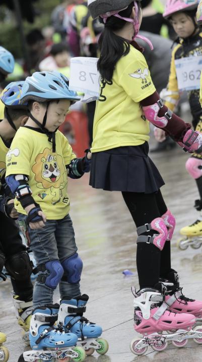 轮滑如何保护膝盖,轮滑怎么改善膝盖代偿