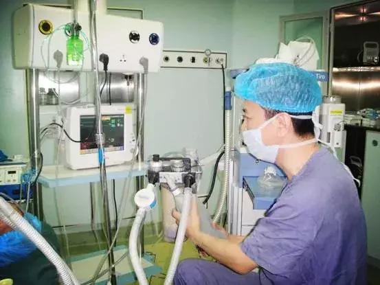 工作30年的麻醉科医生亲身经历一次全麻手术写下了这篇日记!