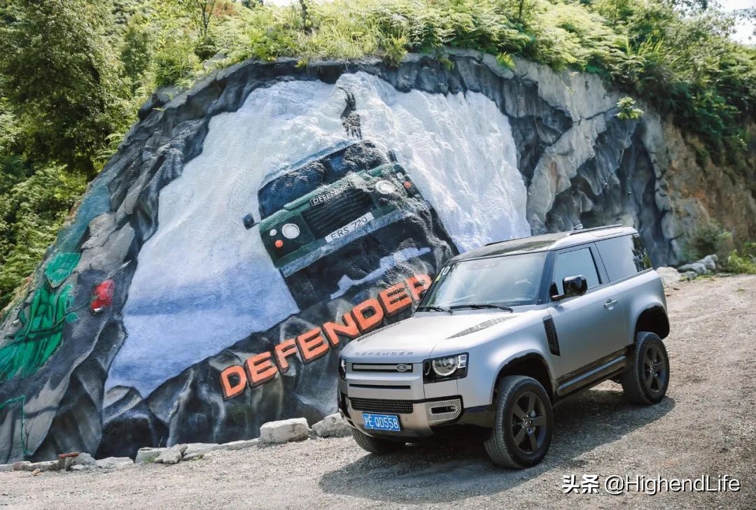 路虎卫士90110130的区别,路虎卫士902.0t越野试驾