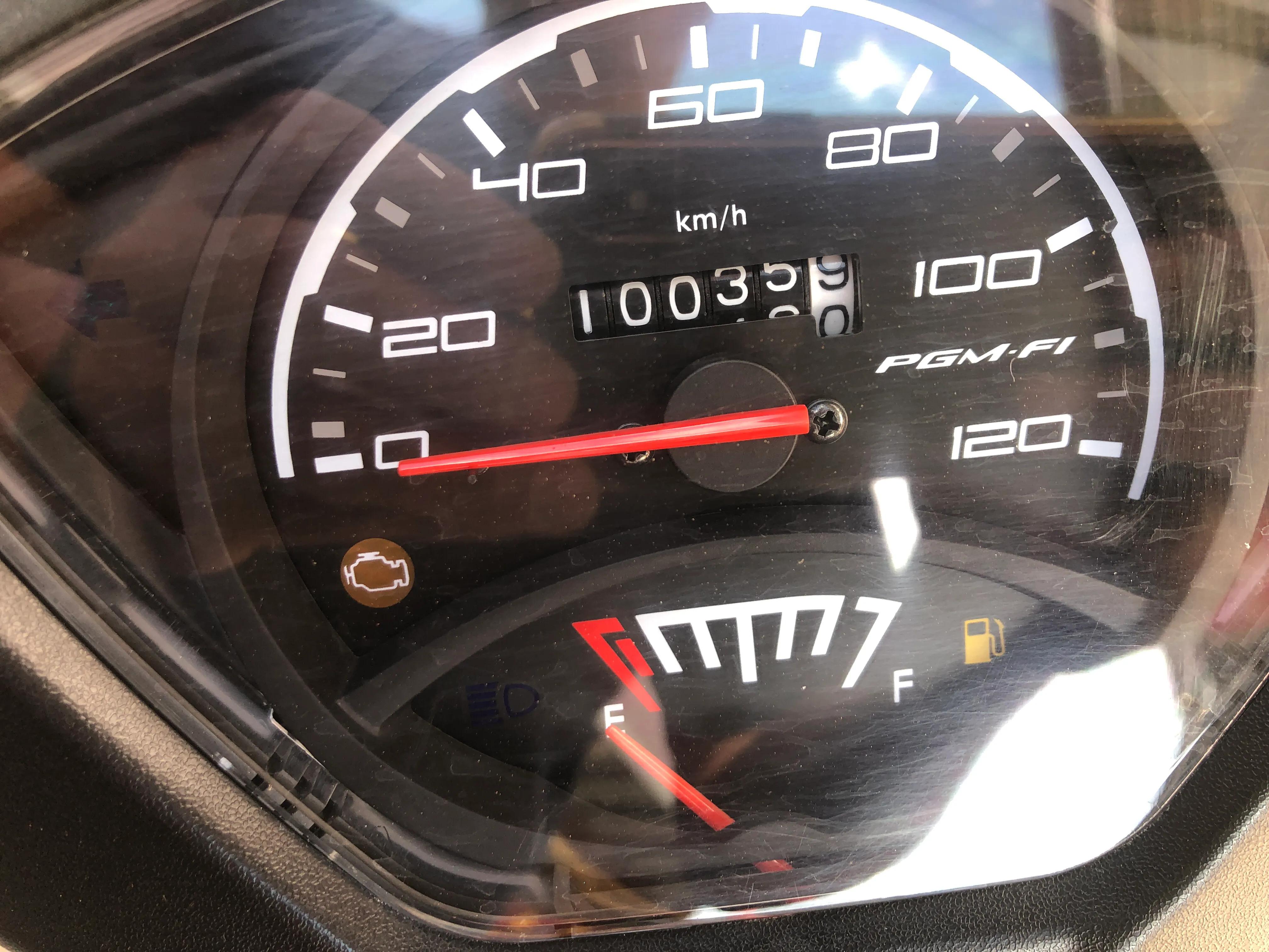 本田ns125d踏板多少公里换机油,新大洲本田ns125d多少钱落地合适