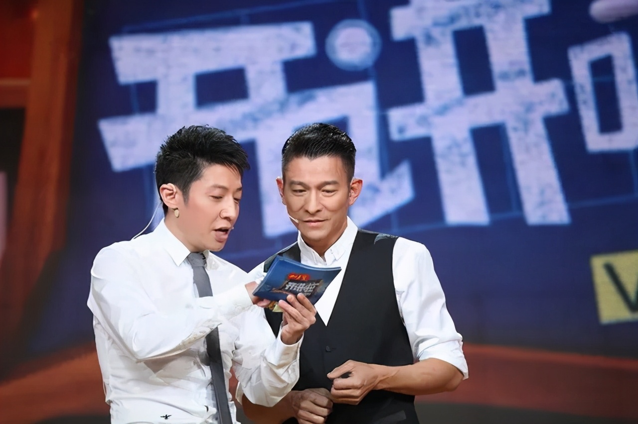 刘德华身材是什么水平,59岁刘德华颜值巅峰