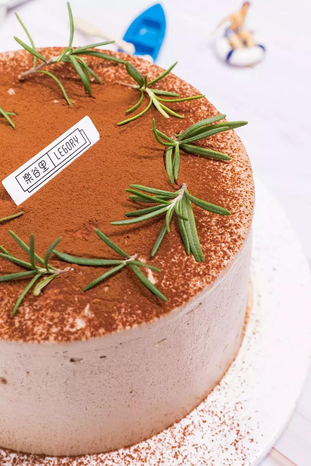 为了这家蛋糕店,我想每天过生日