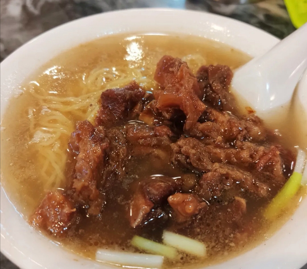 东华西路五十载老牌云吞面，老广口碑一直贬褒不一出品究竟如何？