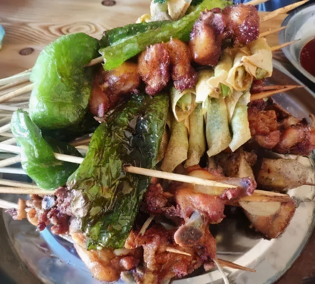 沈阳人有多爱吃鸡架,沈阳人为什么喜欢吃鸡架