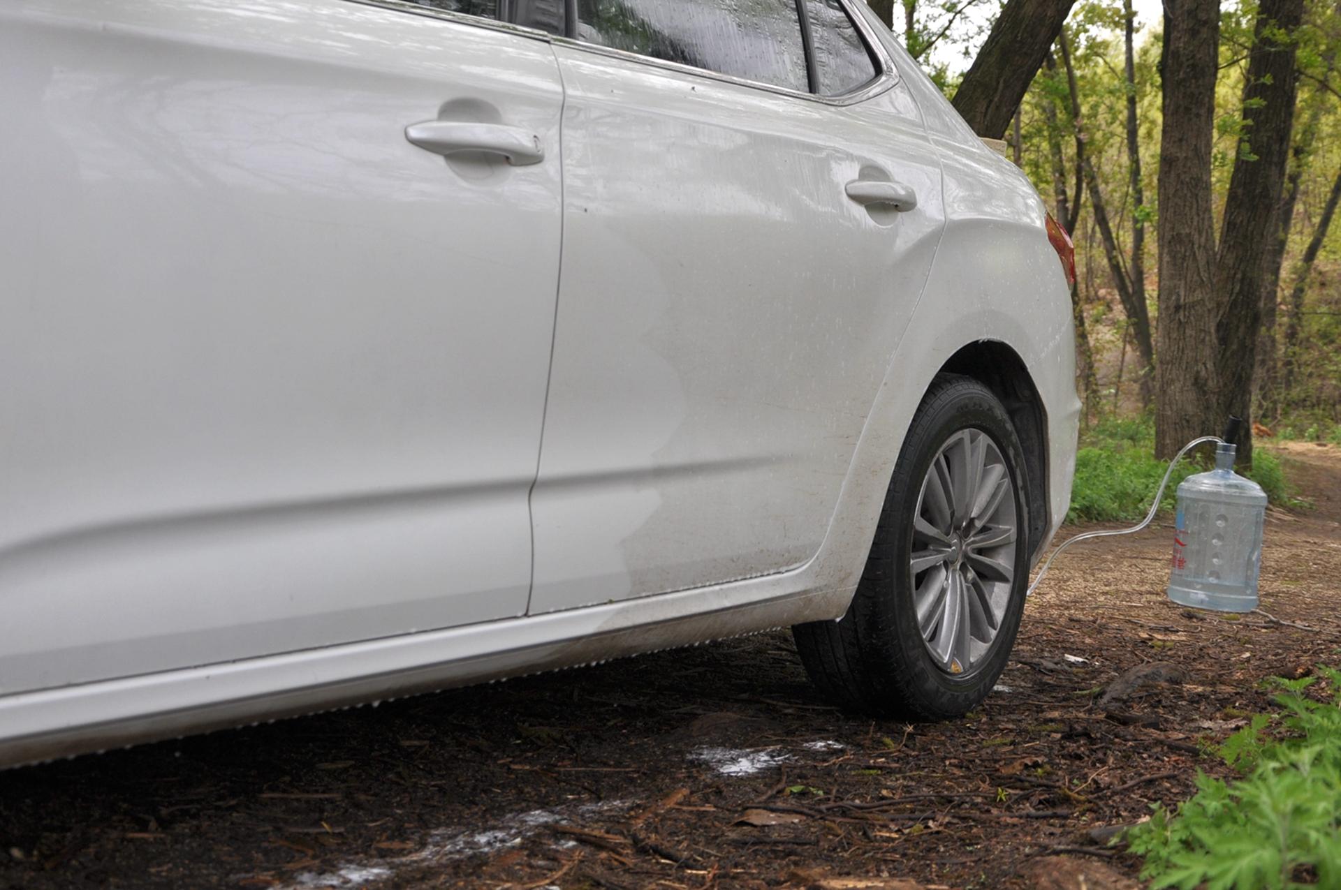 乐空手持锂电洗车机评测,便携洗车机220v高压家用