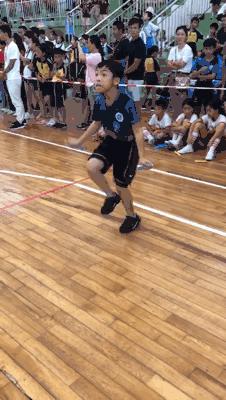 小学生跳绳学习,教孩子跳绳的心酸